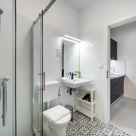 Cute With Ac Budapest